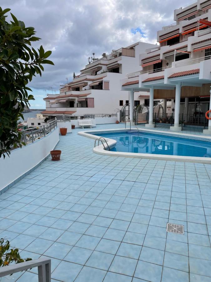 1 Bedroom Apartment With Stunning Sea View Arona  Dış mekan fotoğraf