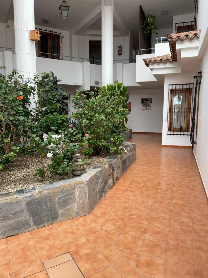 1 Bedroom Apartment With Stunning Sea View Arona  Dış mekan fotoğraf