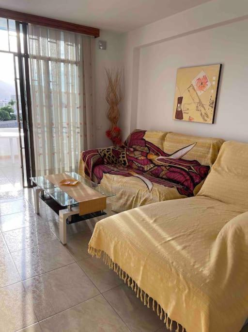 1 Bedroom Apartment With Stunning Sea View Arona  Dış mekan fotoğraf